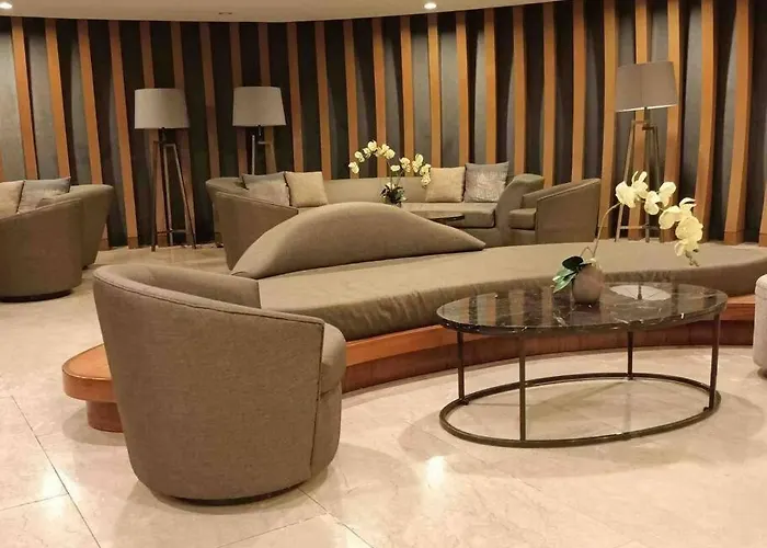 Shore 2 Staycation - Near Mall Of And Casinos Manila